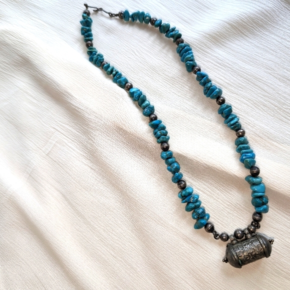Vintage 1970s African (Ethiopian) Metal and Turquoise Rare Necklace - Picture 6 of 8